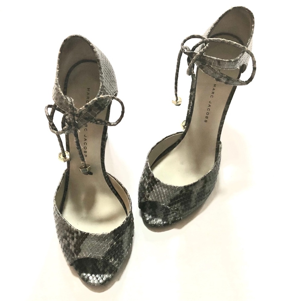 Marc by Marc Jacobs• Grey Snakeskin Heels
